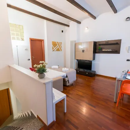 Loft - Porta Venezia - M3 Repubblica *